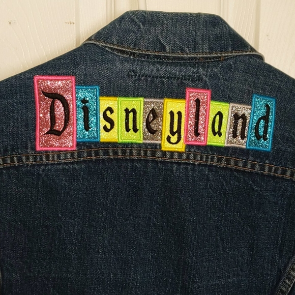 Levi's Disneyland Embroidered Denim Jacket - Picture 3 of 5